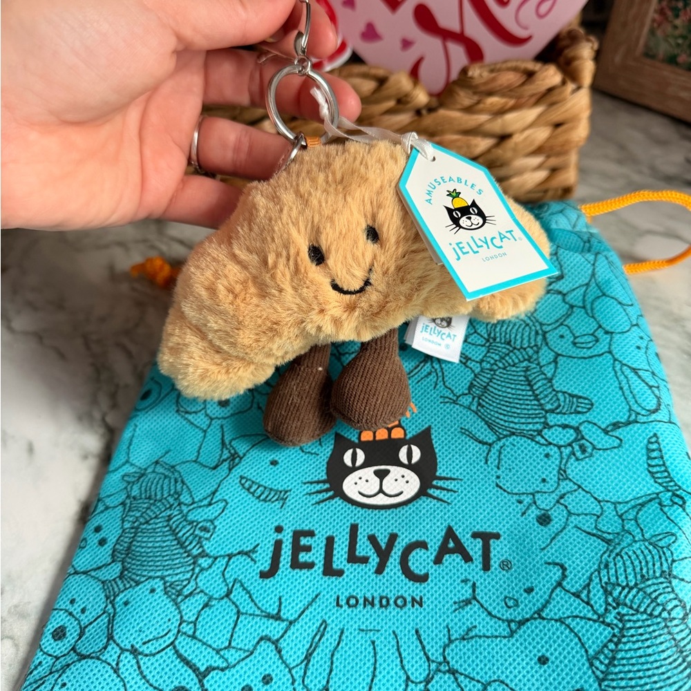 Jellycat Amuseable Croissant Keyring in Brown and Tan